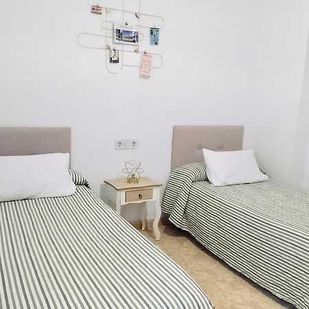 Wallada Marbella Bagian luar foto