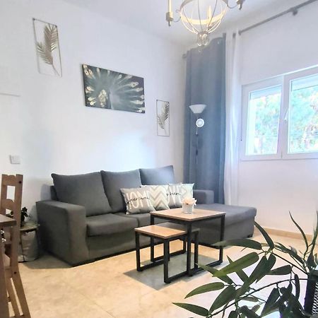 Wallada Marbella Bagian luar foto