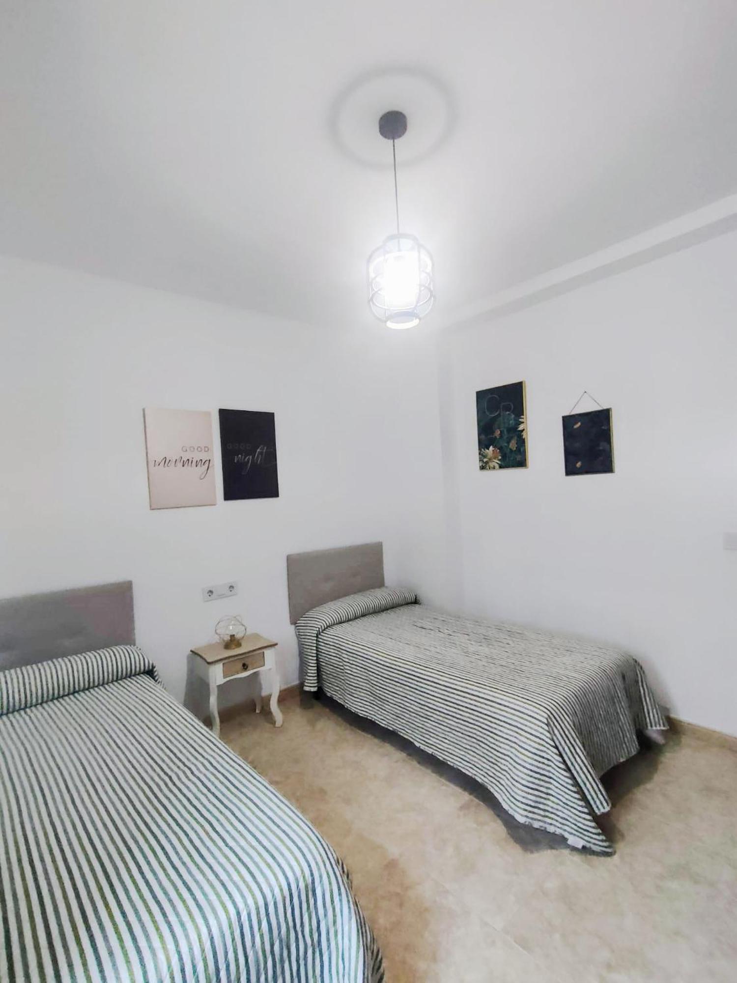 Wallada Marbella Bagian luar foto